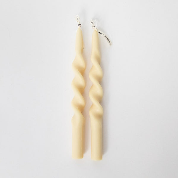 TWISTED SPIRAL TAPER CANDLE