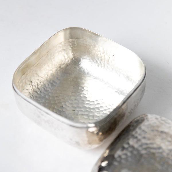 VINTAGE HAMMERED LIDDED SILVER TONE BOXES