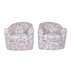 PAIR OF SWIVEL CHAIRS IN PATTERNED WOOL BOUCLE