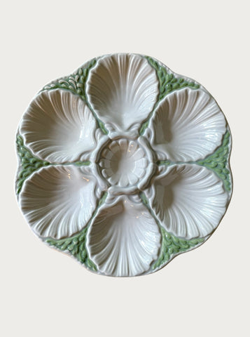 VINTAGE WHITE AND GREEN OYSTER PLATE