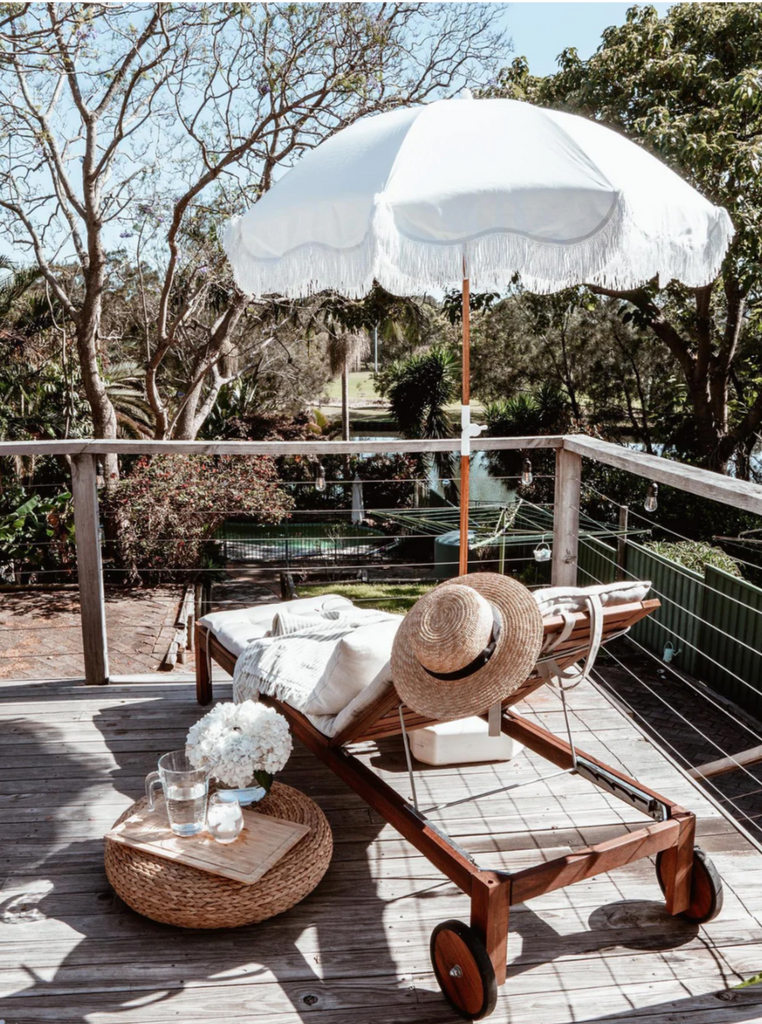 Antique best sale beach umbrella